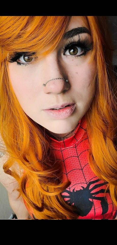 IceRocker star erotic images