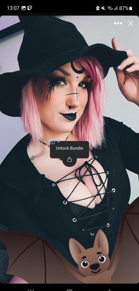 IceRocker porn model images