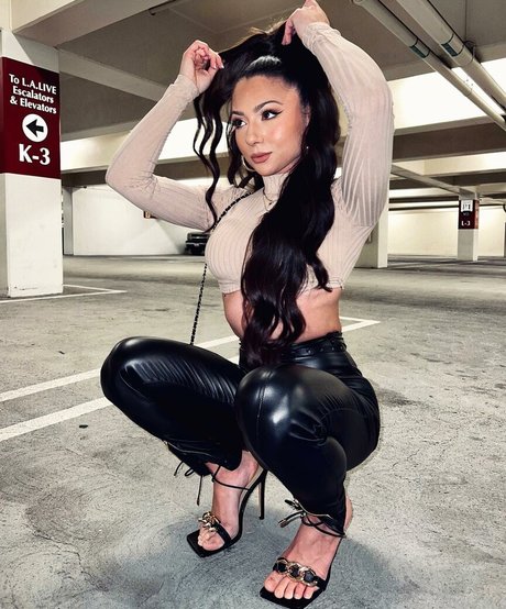 skinny milf onlyfans perfect photos