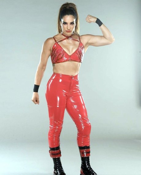 Raquel Rodriguez high quality star photo