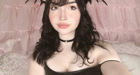 ArianaAngels pornstar naked photo