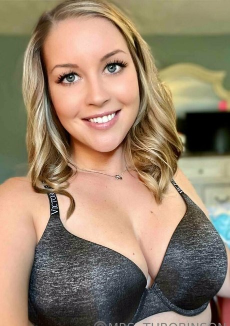 nerdy onlyfans hot naked images