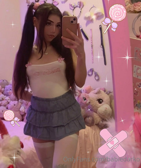 emo onlyfans exclusive images