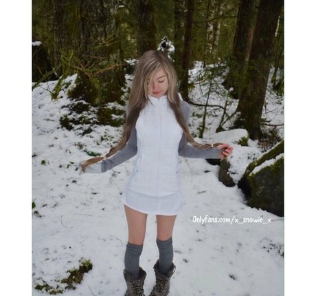 x snowie x erotic model photos