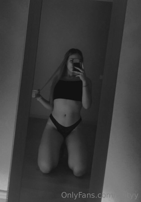 Keityy xxx pornstar pictures