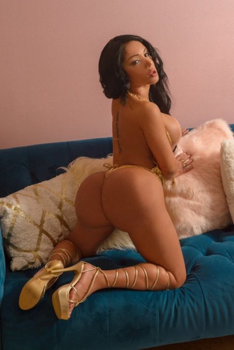 Allison Miller beautiful star images