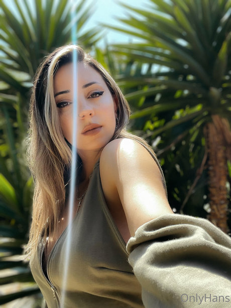 Hannah Ray perfect model photos