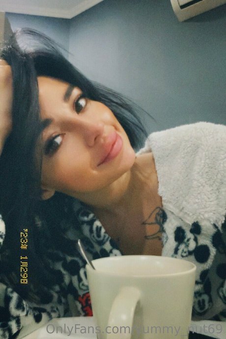 Yummy Nut pornographic star pictures