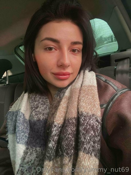 Yummy Nut nice star image