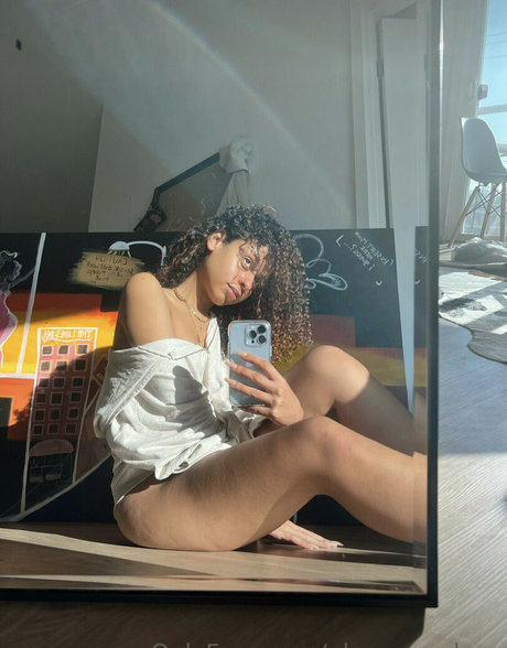 Aliakadir pretty actress galleries