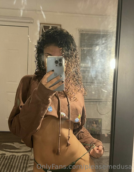 Aliakadir pornstar adult pictures