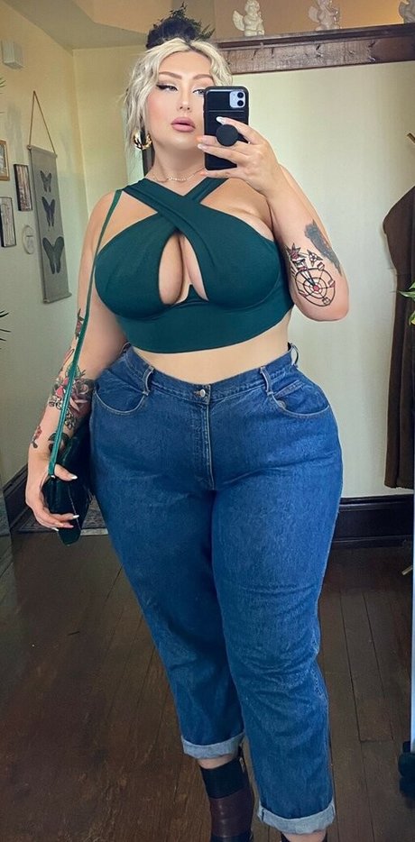 cakexface pretty pornstar photo