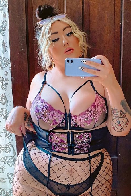 cakexface model perfect pics