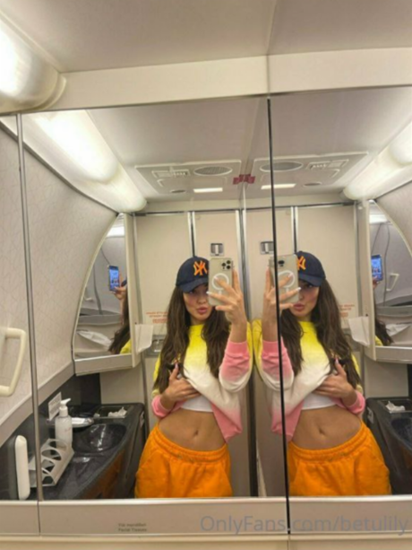 betulily perfect pornstar img