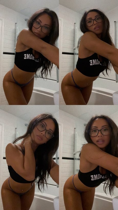 Peachytara nudes model archive