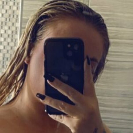 Sam Turnbull pornstar naked image