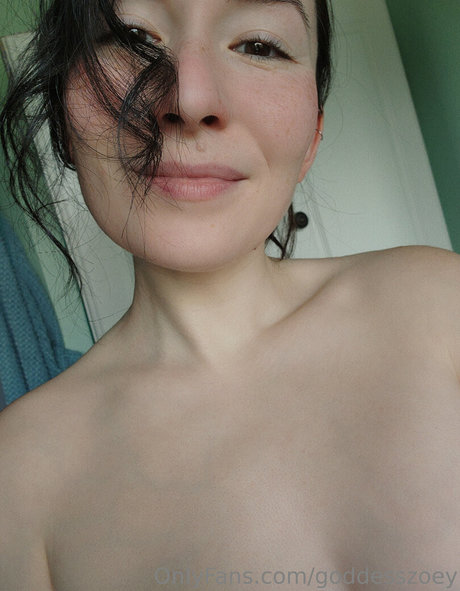 GoddessZoey art actress archive