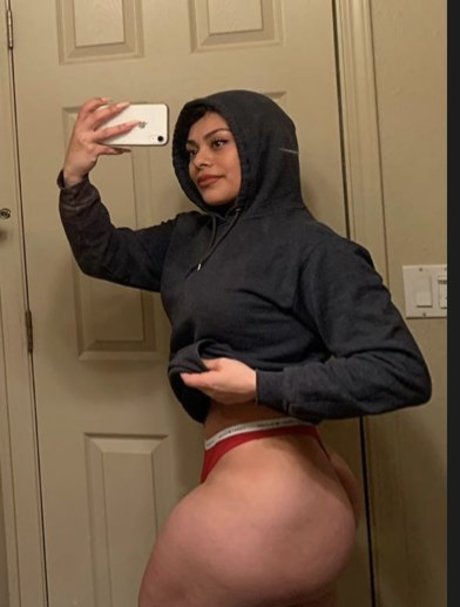 Perla Jasmin_ sex actress img