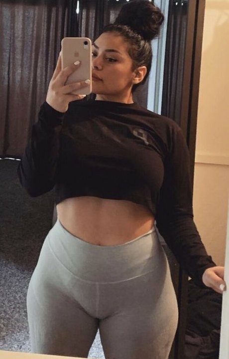 Perla Jasmin_ xxx star pic