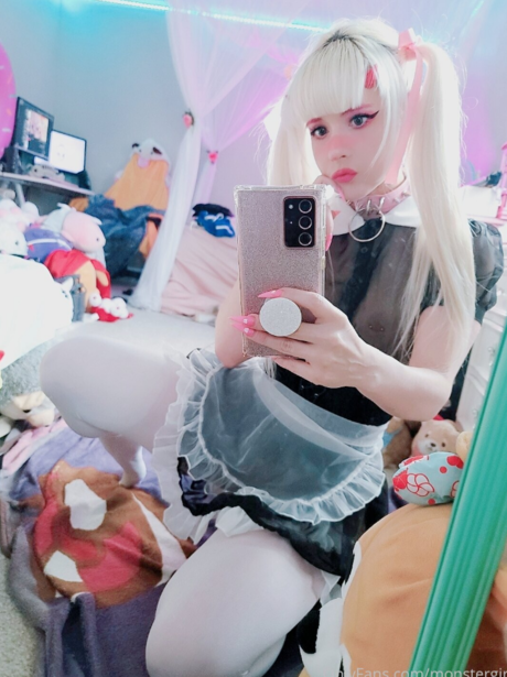 Monster Girl nice star photos