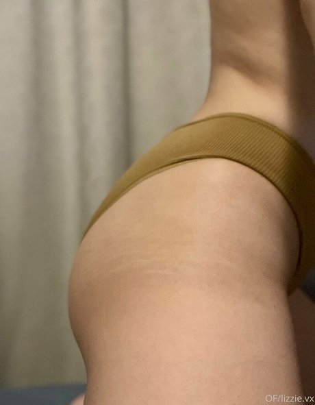 Lizzievx model porn img
