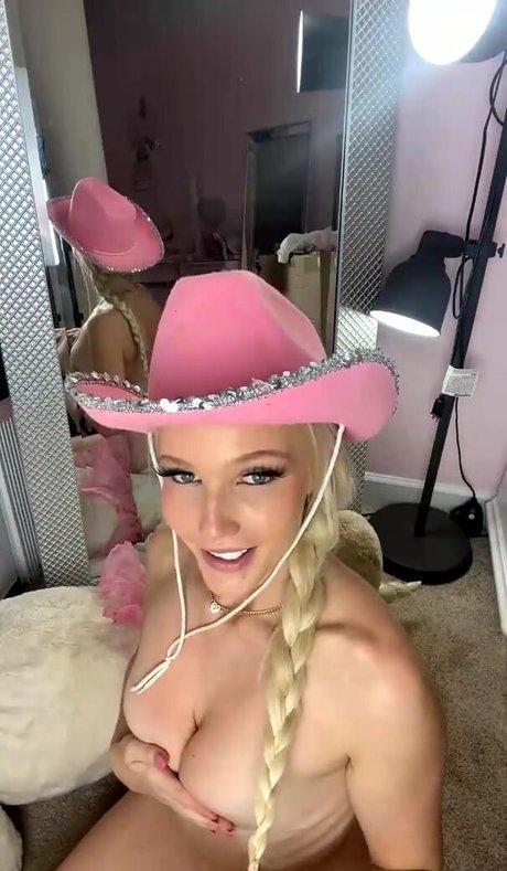 Linsey99 pretty actress galleries