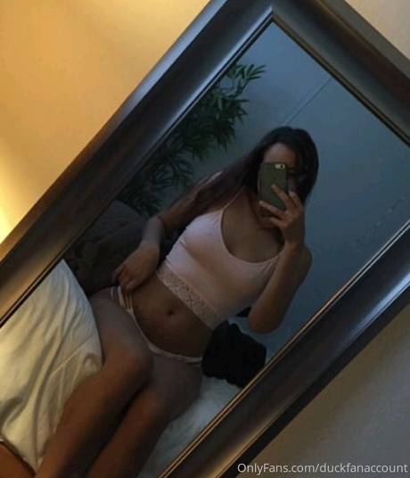 Lauren Duck star nudes galleries