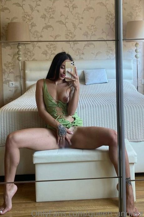 Andrea QUEEN adult star picture