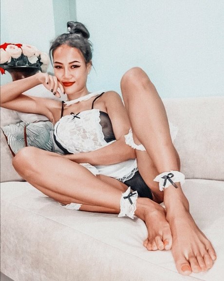 mirror selfie onlyfans sexy image