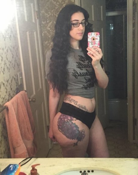 fat girls onlyfans free nude gallery