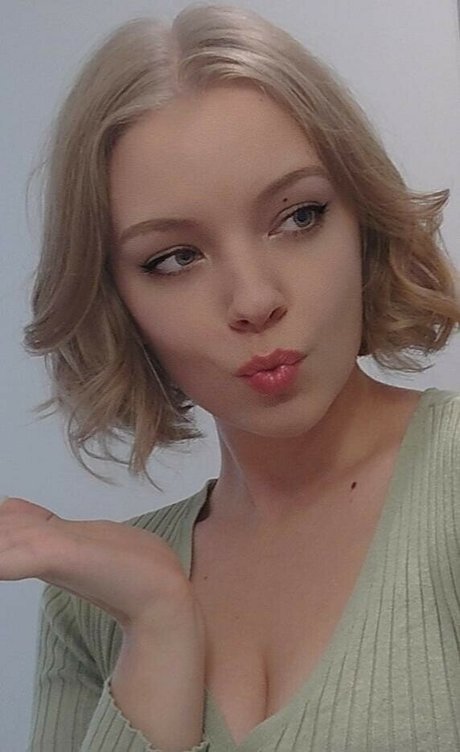 jovi fragole erotic actress images