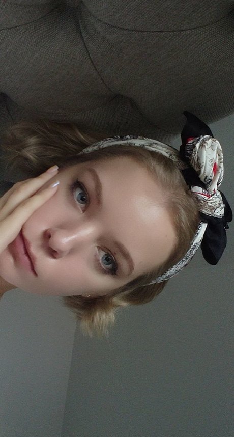 jovi fragole model beautiful pictures