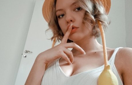 hottest wife onlyfans art naked photos