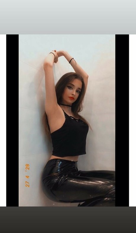 olivka648 star naked pics