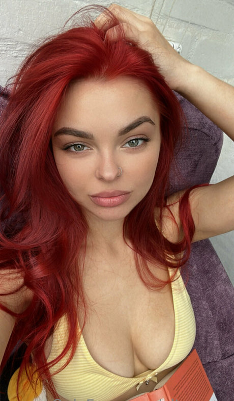 Alter Eva pornstar sexy gallery