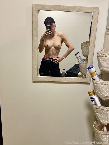 Adysweet sex model photo