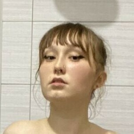 Sexiest Nurse Esme nudes model picture