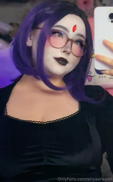 big tits mom onlyfans top pic