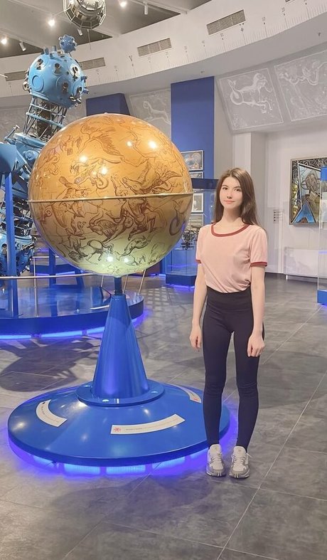 famous onlyfans art nude images