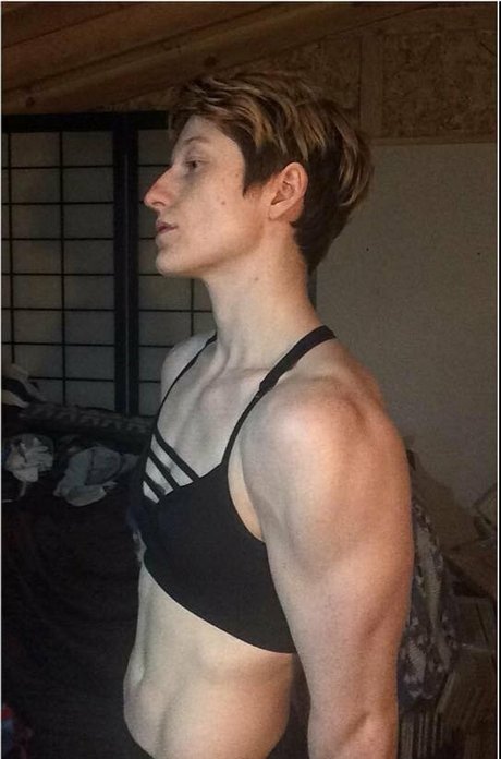 pregnant threesome onlyfans nudes pictures