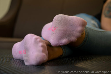 the sensual worshipper pornstar adult pic