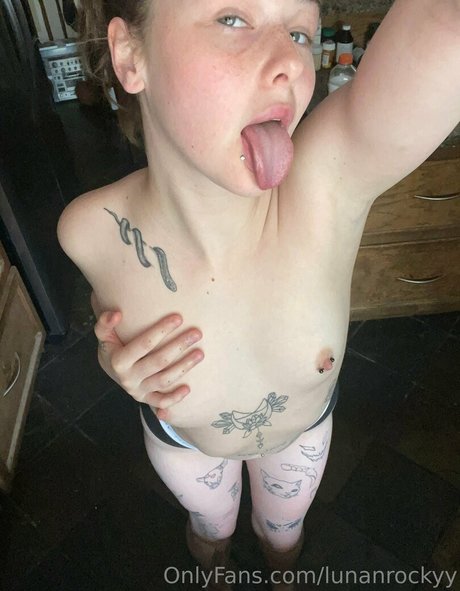 gamer onlyfans pretty photos