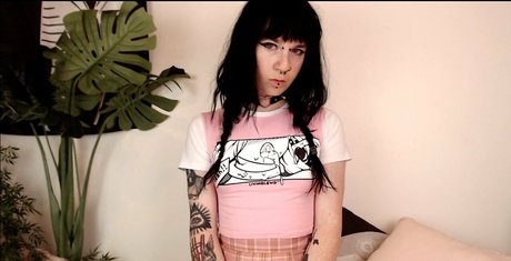 siouxsie steele art model img