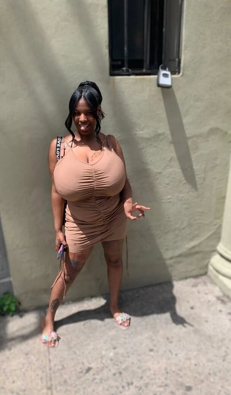 QuanaStevens nudes actress galleries