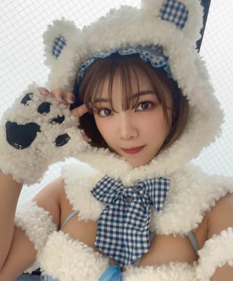 Narumi Ohkawa naked actress photo