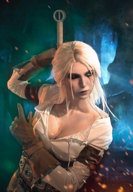 Sasha Dias exclusive actress pic