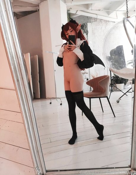 Tanuki tyan model adult pic