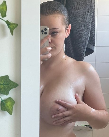 hairy armpits onlyfans nudes pic