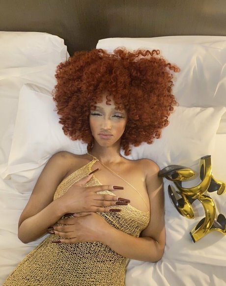 Solaya Ismail model nice pictures