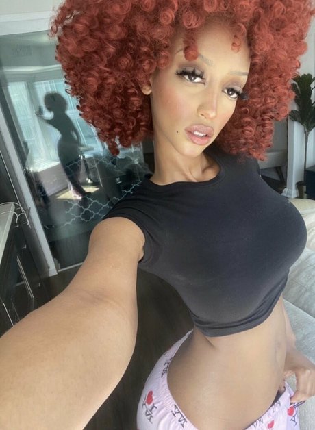 Solaya Ismail pornstar free pics